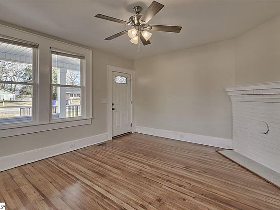 2nd image of 209 Brockman Ave
