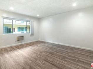 20436 Cohasset St #6A, Winnetka, CA 91306