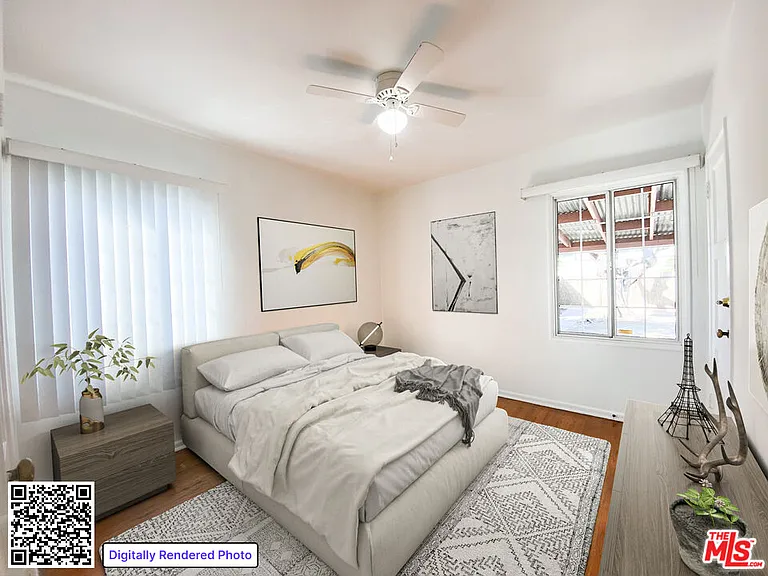3137 S Bentley Ave — Photo 5