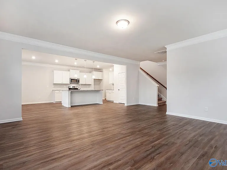 16879 Hollings Trl — Photo 5