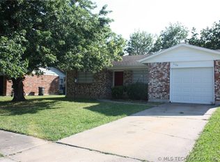 2724 S 117th Ave E, Tulsa, OK 74129