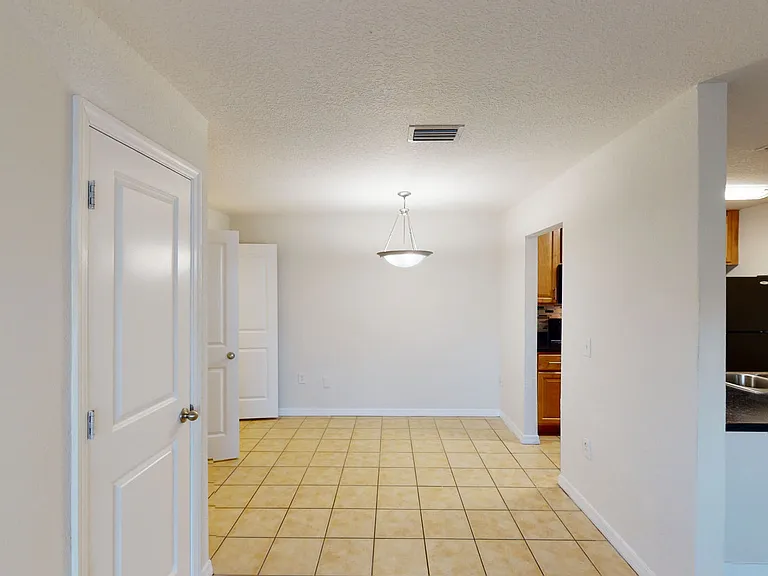 The Breyley Apartments — Photo 55