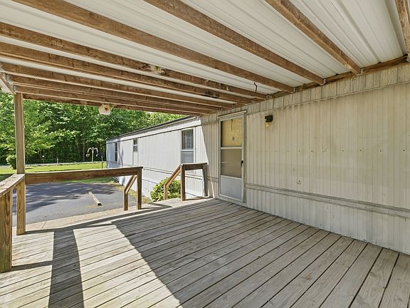 4th image of 104 Enfield Dr