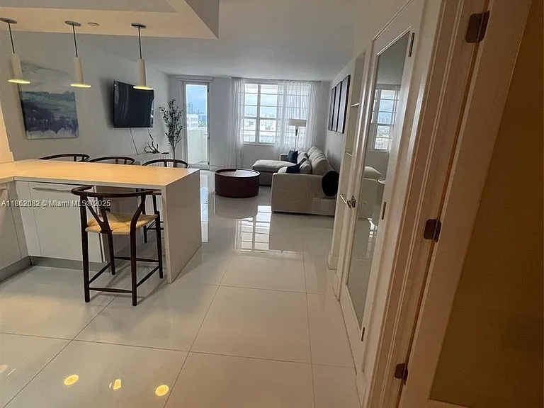 100 Lincoln Rd #1022 — Photo 22