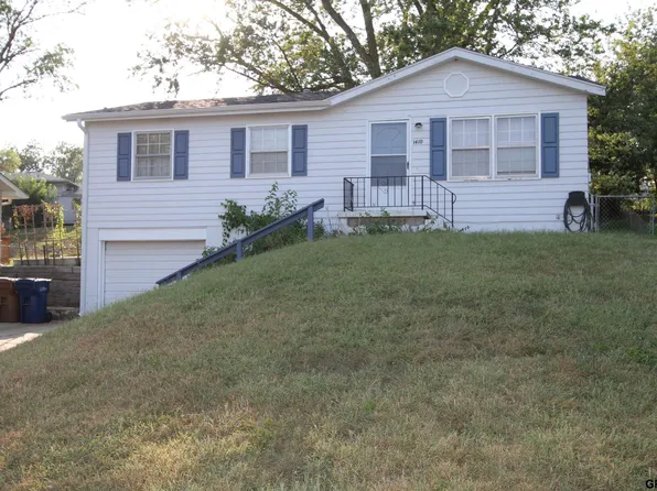 1410 Betz Rd, Bellevue, NE 68005