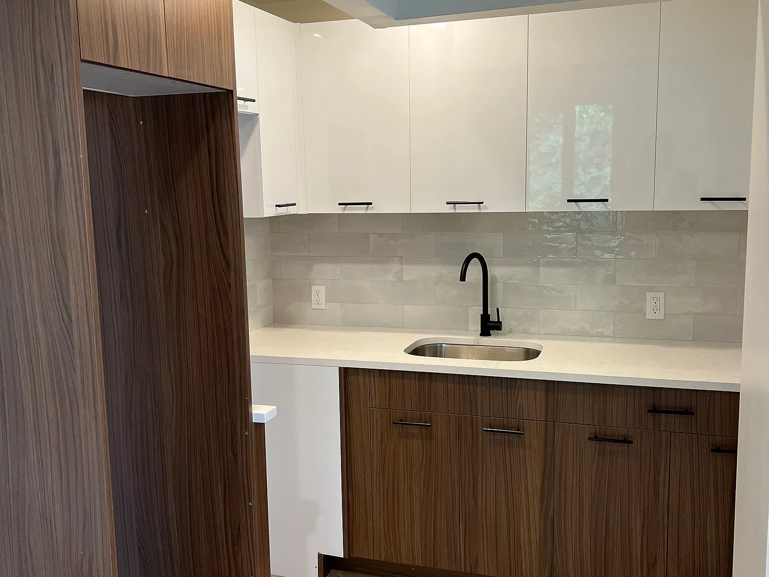 3 bed, $3,544 — Photo 1