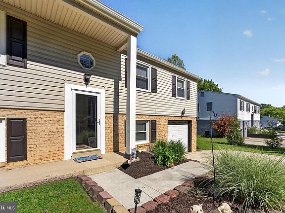 2nd image of 222 Whitehall Rd