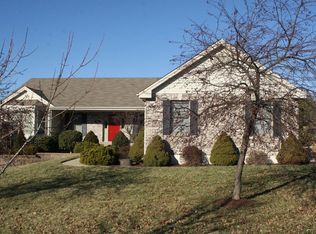 301 Saint Andrews Ct, Ballwin, MO 63011