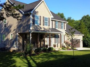 8008 Burges Fall Ln, Knoxville, TN 37931