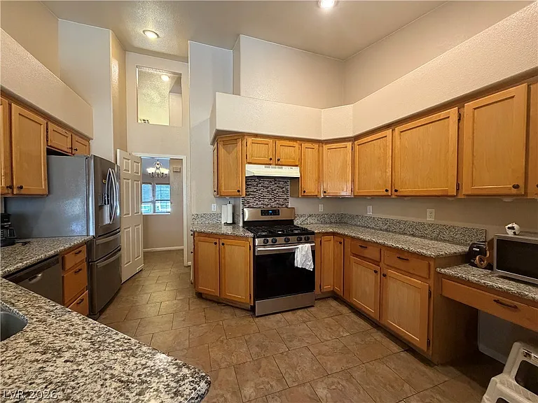 6405 Steamship Ct — Photo 5