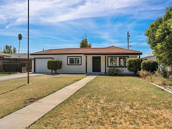 4th image of 333 Oleander Ave