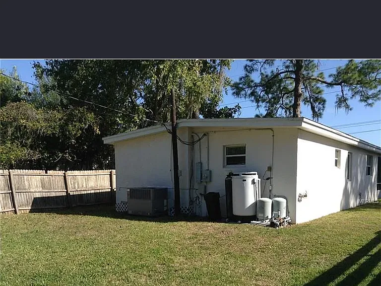 501 Orange Grove Ave S — Photo 19
