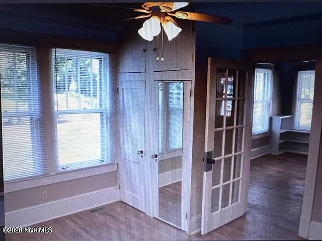 3 bed, 2.0 bath, $2,625 — Photo 4