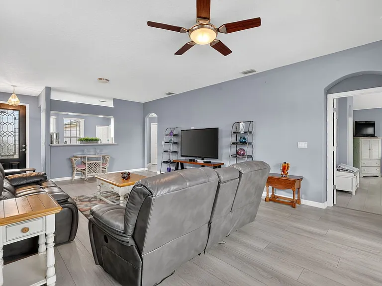 27150 Nostalgia Dr — Photo 10