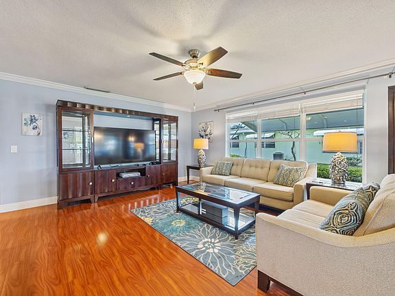 3rd image of 150 South Boulevard #D