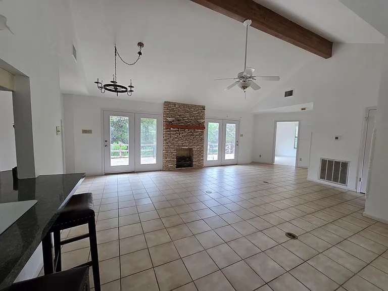 335 Goat Creek Rd — Photo 4