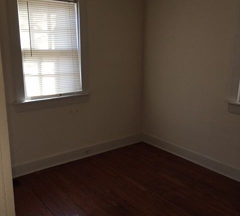 4th image of 411 W 12th Ave