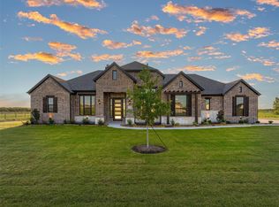 2108 Charters Cir, Nevada, TX 75173