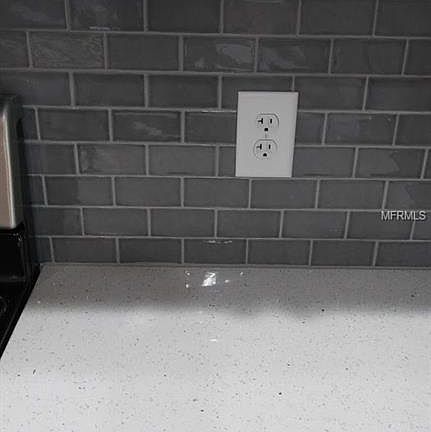 5th image of 4826 Ron Cir