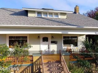 2443 SE Clinton St UNIT A, Portland, OR 97202