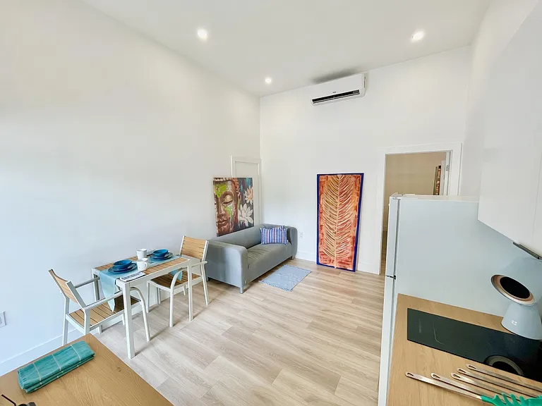 1399 NW 28th St #3 — Photo 7