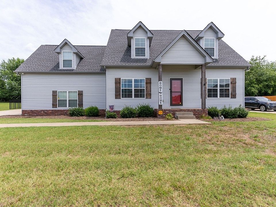 1st image of 1244 Leaf Ln
