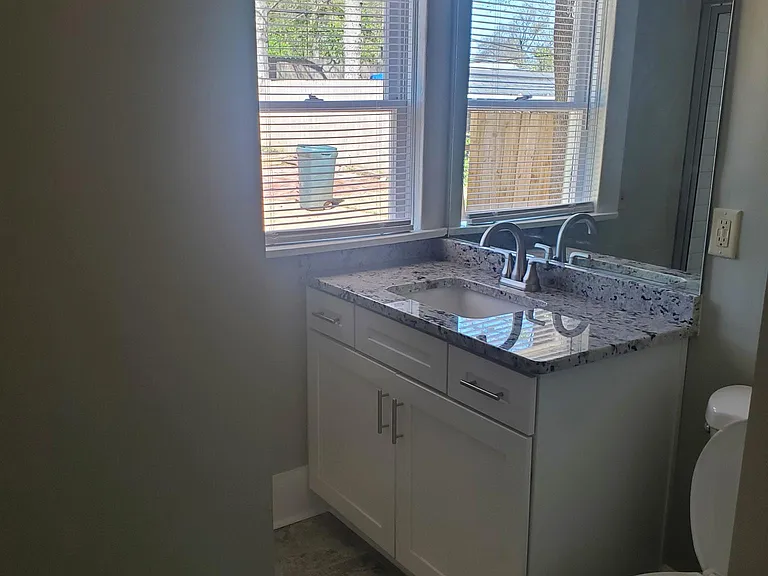 1434 Somerset Ave — Photo 8