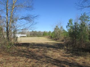 Rooster Cir, Pinewood, SC 29125