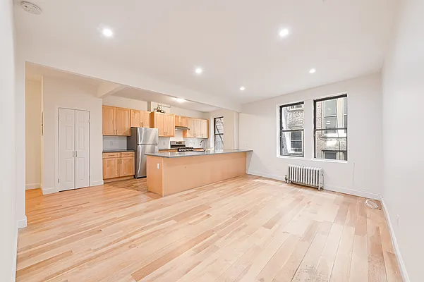 Rented by Oxford Property Group | media 22