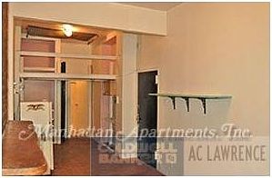 2nd image of 344 E 9th St