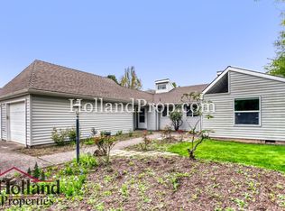15870 SW 88th Ave APT A, Tigard, OR 97224