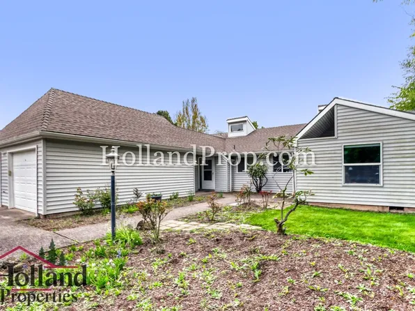 15870 SW 88th Ave APT A, Tigard, OR 97224