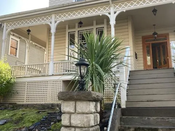 (undisclosed Address), Portland, OR 97210