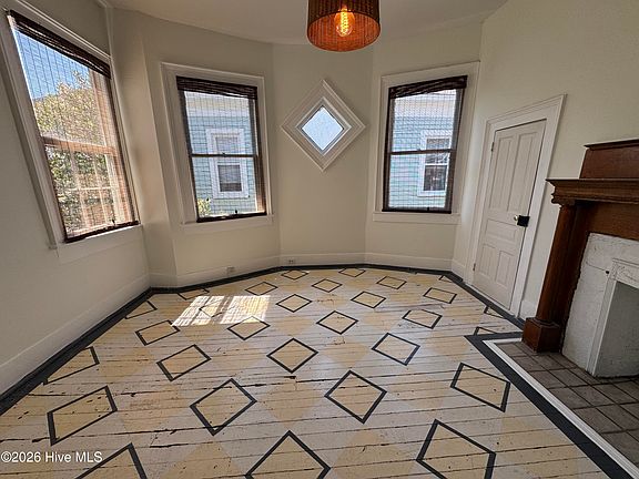 5th image of 805 Ann St APT A