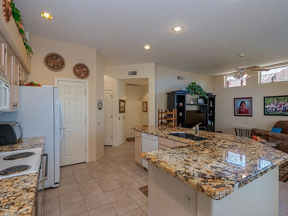 4th image of 13425 W Caraway Dr
