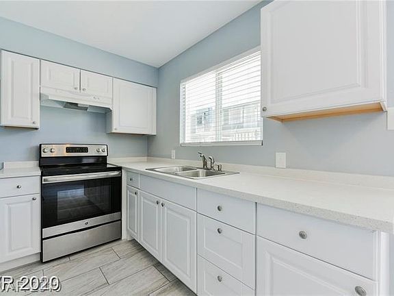 3rd image of 520 N 13th St #D7