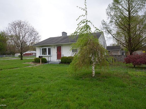 2nd image of 125 Bonnie Ln