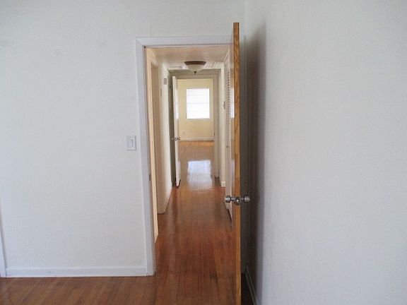 4th image of 2229 Belinda Cir