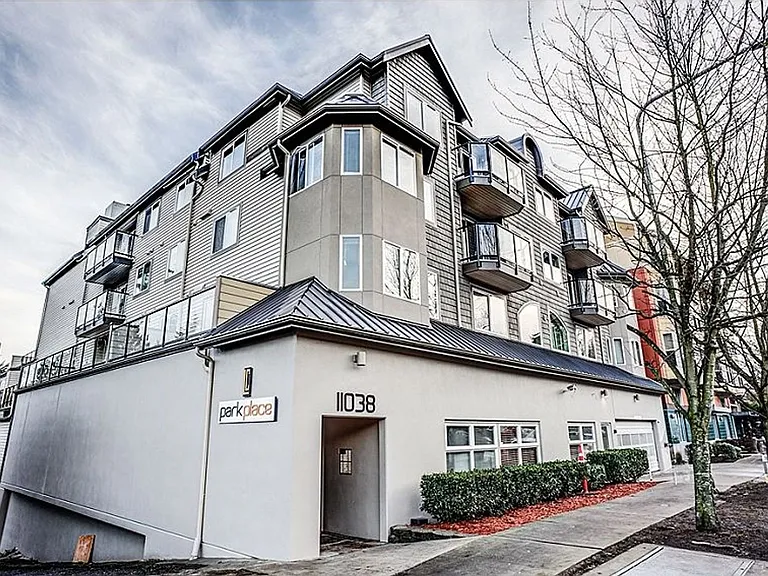 LC Park Place - MFR — Photo 37