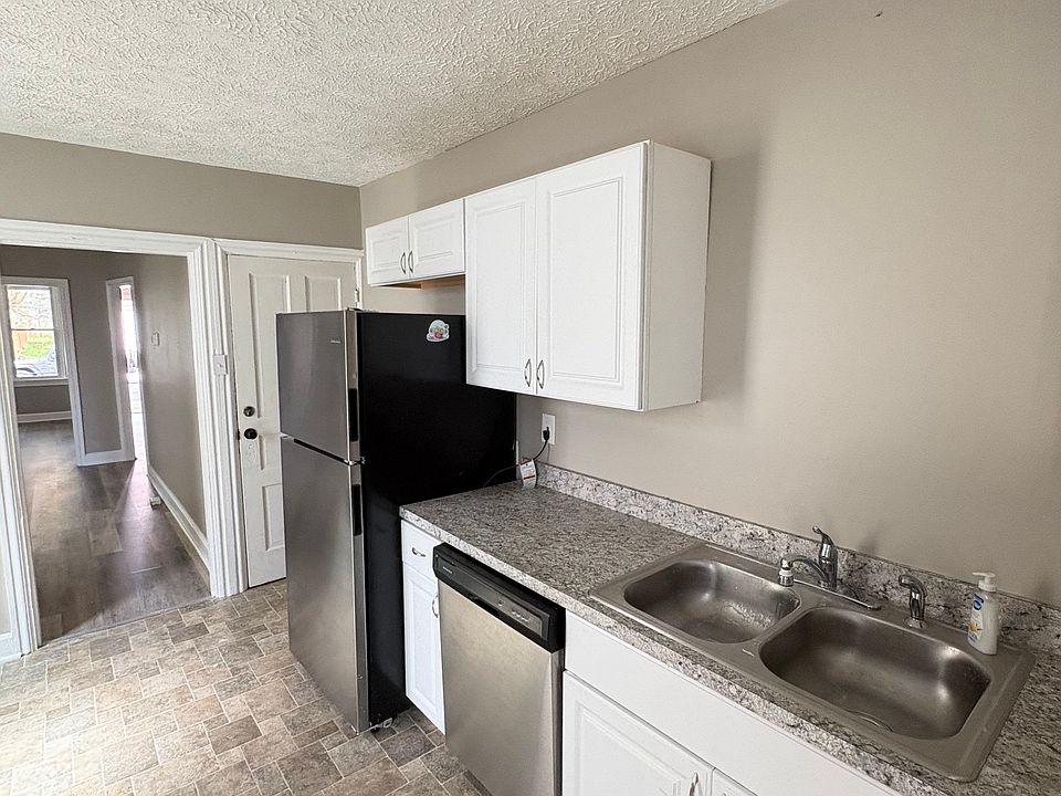 1st image of 139 Cedar St #1