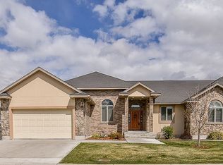603 White Pine Ln, Idaho Falls, ID 83404