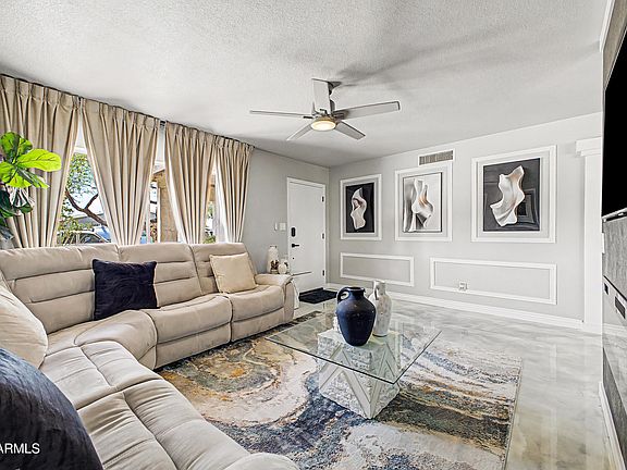 3rd image of 4301 N 81ST Avenue