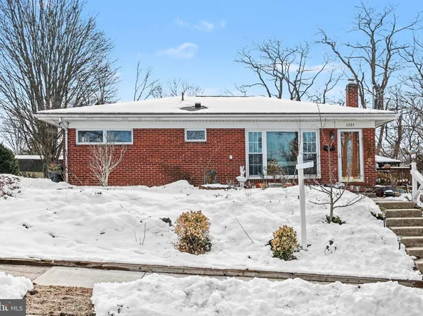 1723 Dighton St, Camp Hill, PA 17011