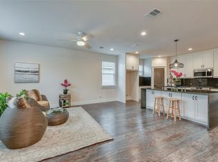 2731 Lawrence St, Dallas, TX