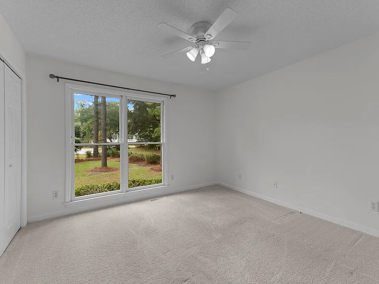 5403 Miramar Ct — Photo 13