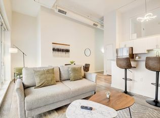 50 N Illinois St #ID1014563P, Indianapolis, IN 46204