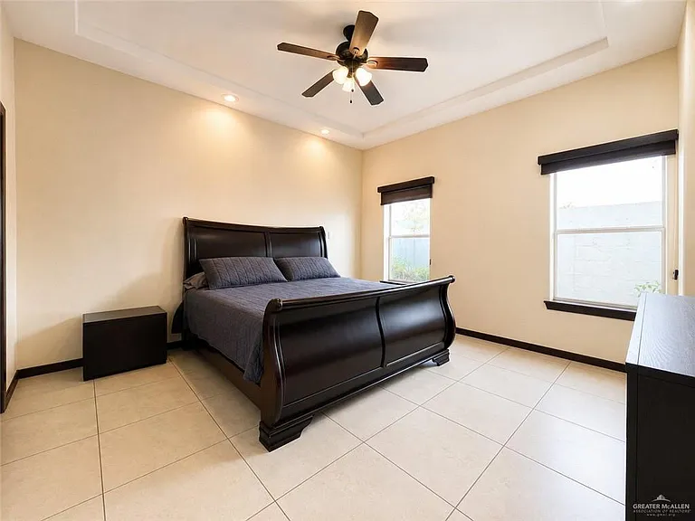 4217 Colbath Ave #430-A — Photo 9