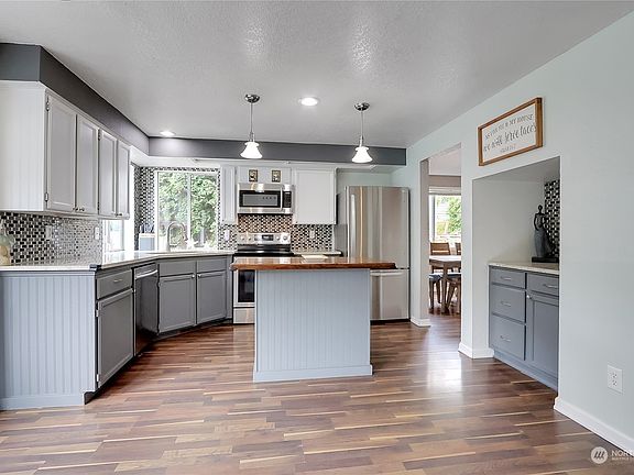 5th image of 8608 120th Street Ct E