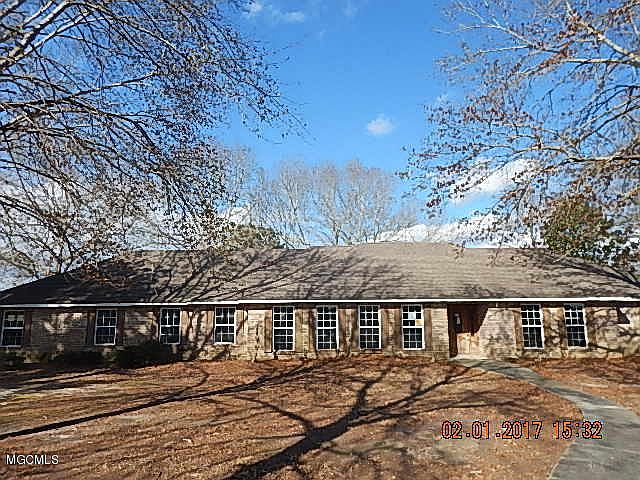 1st image of 15520 N Fork Dr