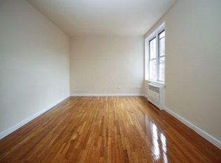 3707 148th St #6A, Flushing, NY 11354